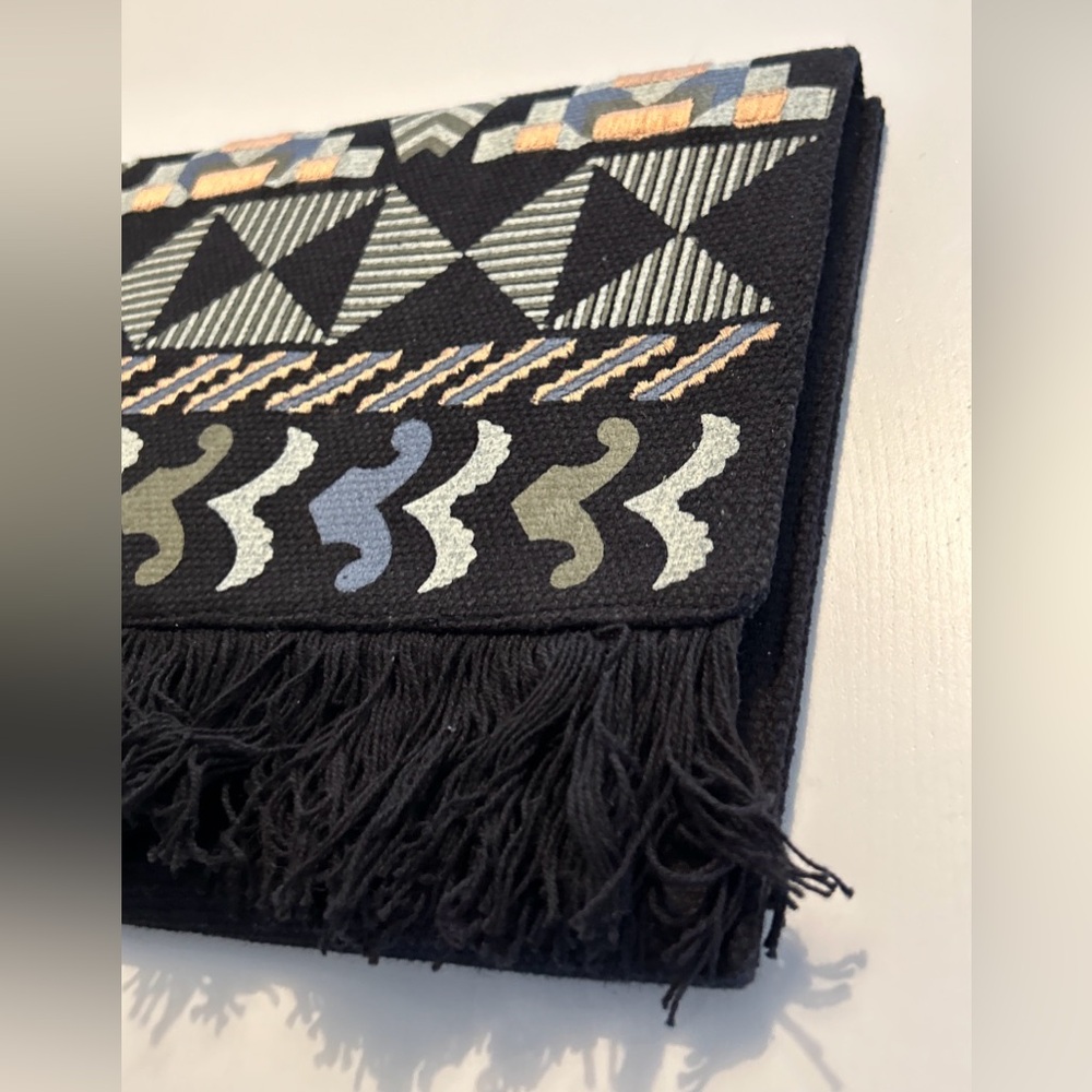 Stella & Dot Taj Clutch Cotton Credit Card Slots Snap Closure Black Embroidery - Picture 8 of 11